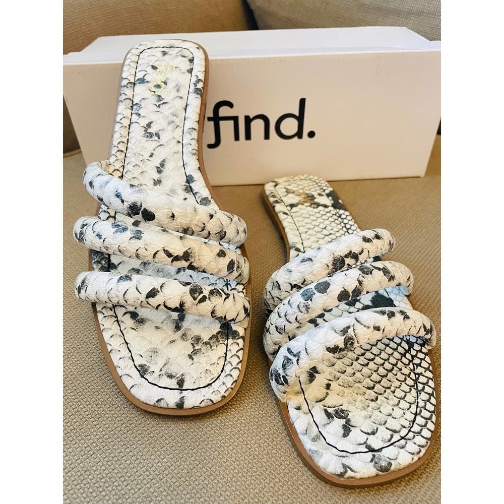 Find Tubular Strappy Women's Open-toe Sandals in White / black Sz 6.5